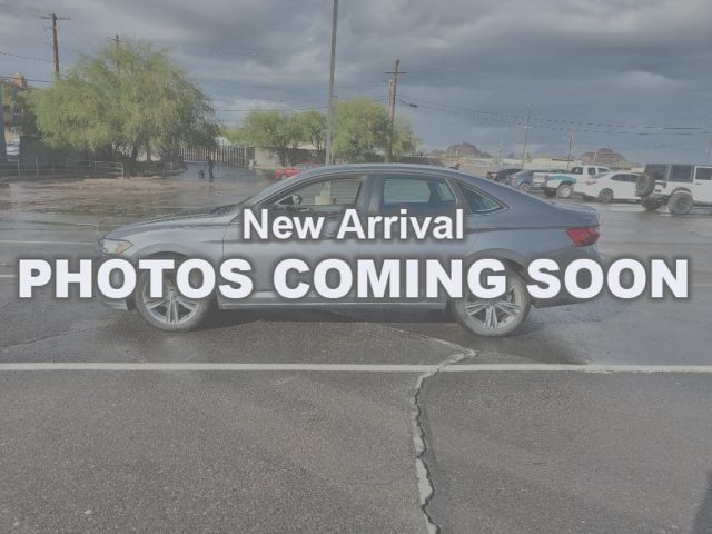 2024 Volkswagen Jetta SE's photo