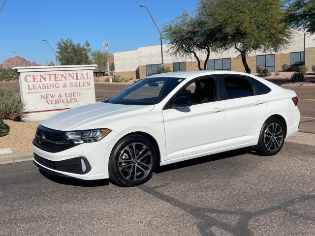 2024 Volkswagen Jetta Sport's photo