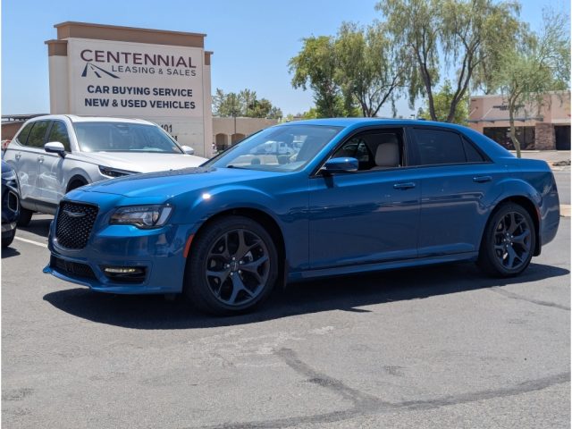 2023 Chrysler 300 Touring L RWD's photo