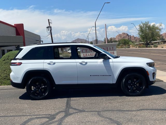 2024 Jeep Grand Cherokee Altitude - Photo 6