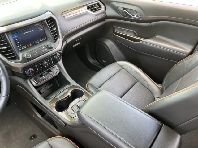 2023 GMC Acadia AT4 - Photo 18