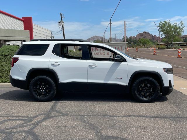 2023 GMC Acadia AT4 - Photo 6