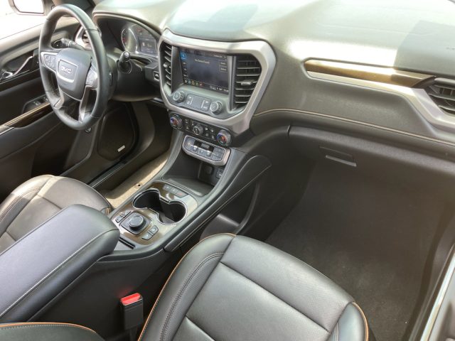 2023 GMC Acadia AT4 - Photo 10