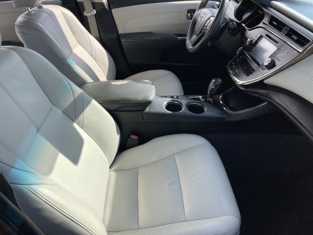 2017 Toyota Avalon XLE - Photo 11