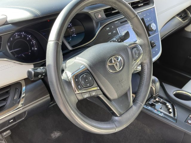 2017 Toyota Avalon XLE - Photo 25